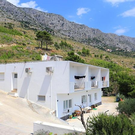 Apartments With A Parking Space Lokva Rogoznica, Omis - 17645 Esterno foto