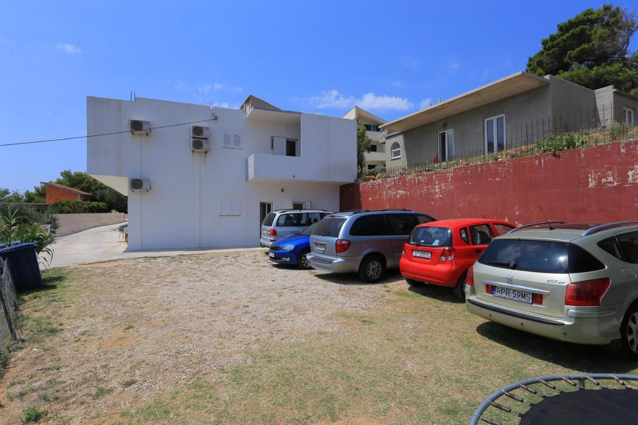 Apartments With A Parking Space Lokva Rogoznica, Omis - 17645 Esterno foto